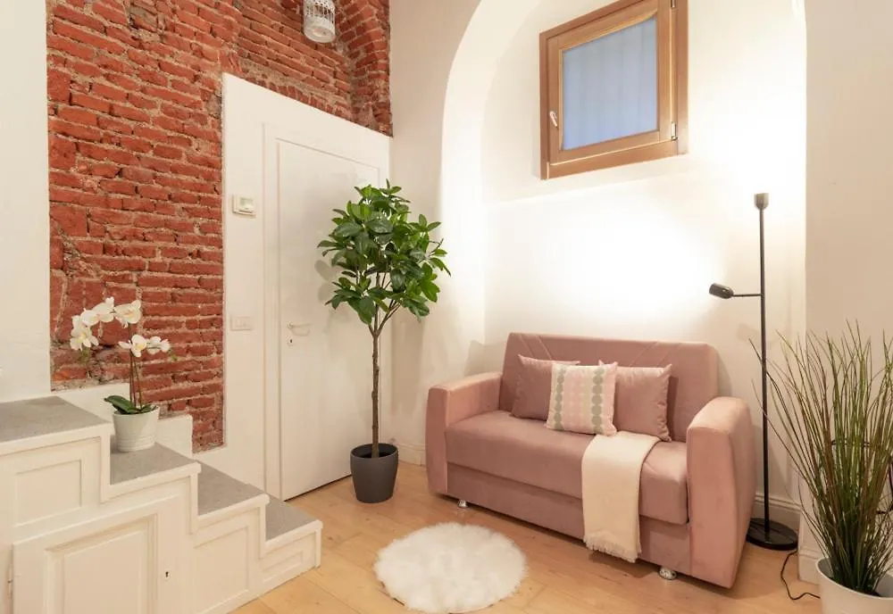 Relstay - Brera - Lovely 1Br Milano